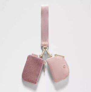 *NWT* LULULEMON Dual Pouch Wristlet Glitter Pink Champagne/Mink Berry